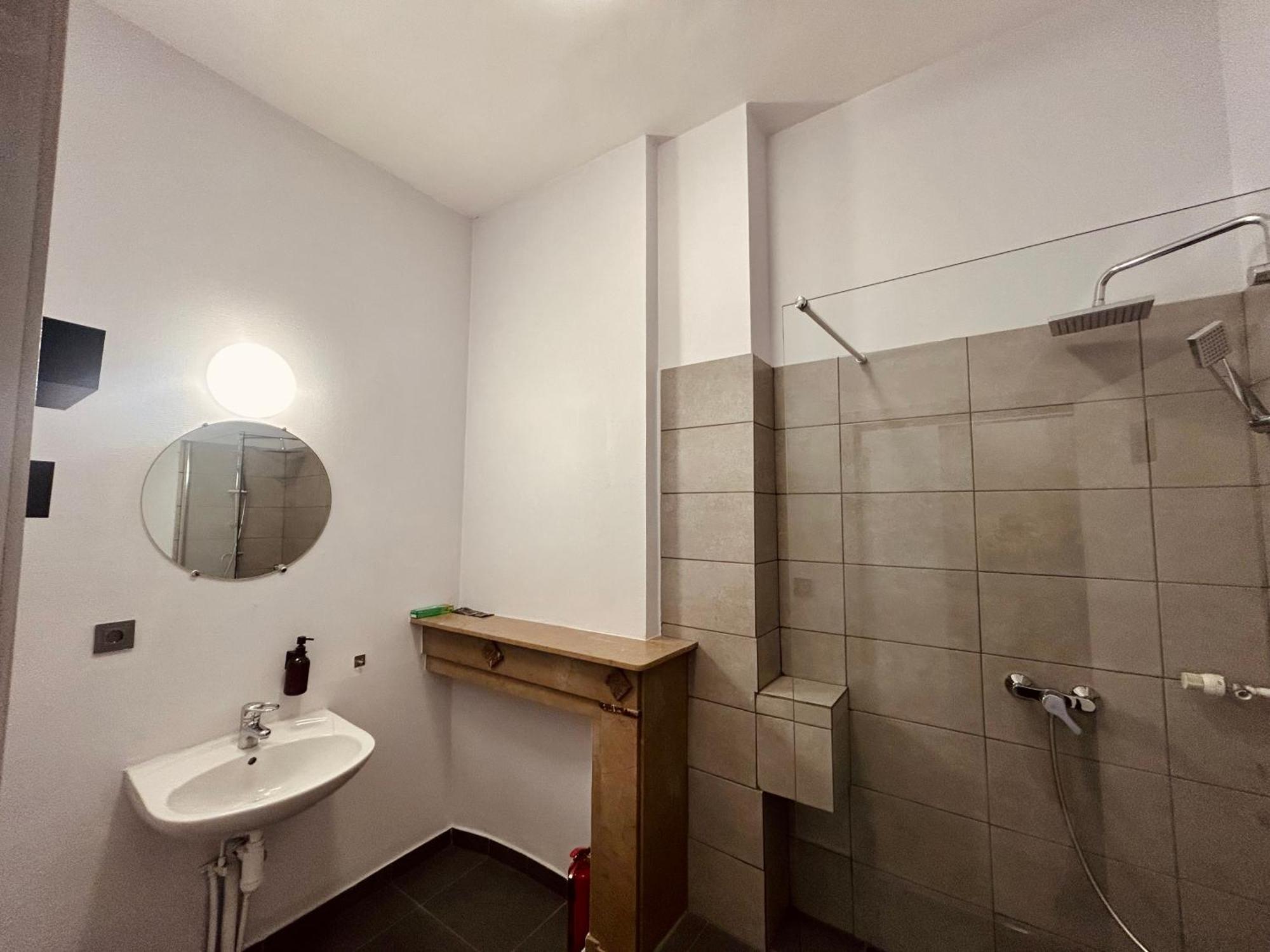 European District Hostel Brussel Eksteriør bilde