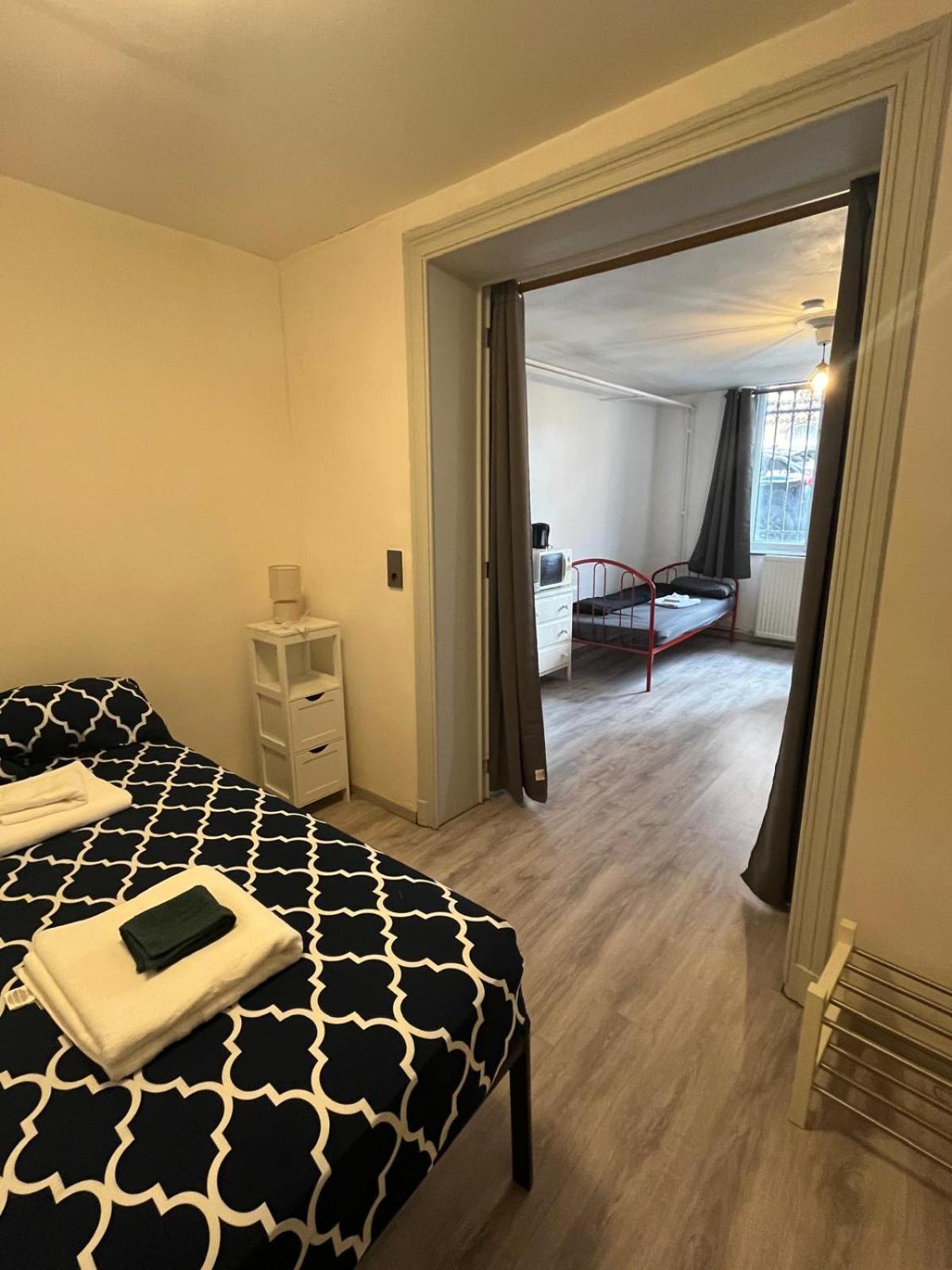 European District Hostel Brussel Eksteriør bilde