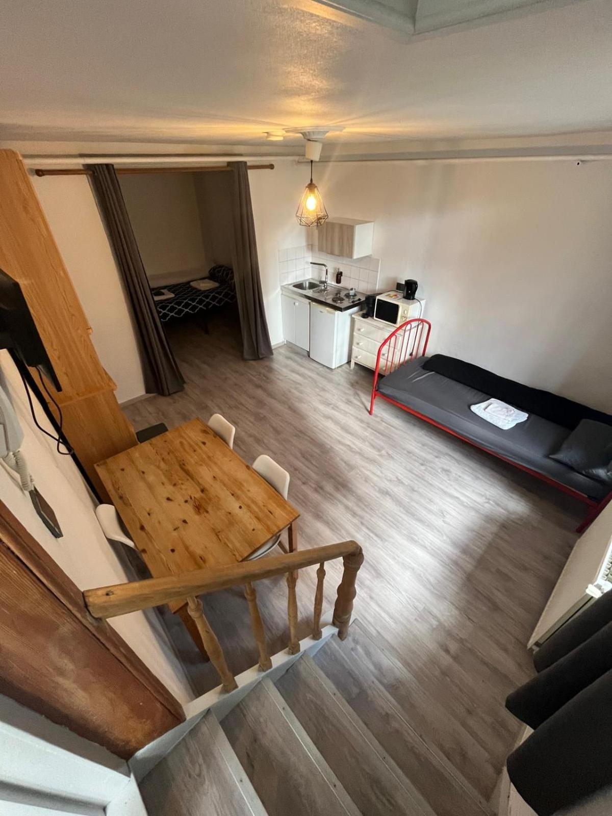 European District Hostel Brussel Eksteriør bilde